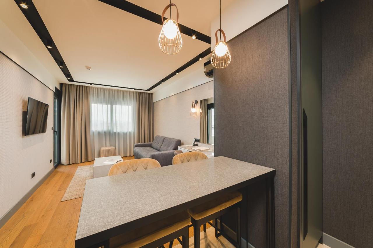 SIGNUM Hotel Podgorica Buitenkant foto